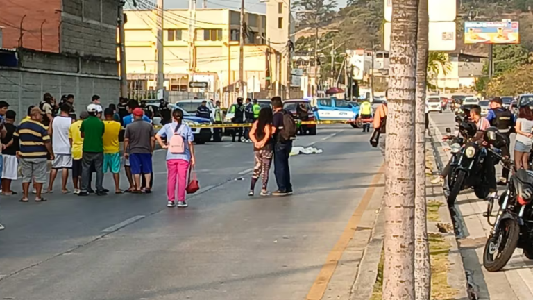 Abaten a sujeto que habría asaltado a ciudadanos con un revólver en Mucho Lote 1