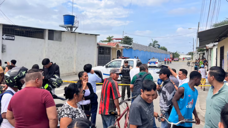 Dos estudiantes fueron asesinados tras salir de clases en Machala