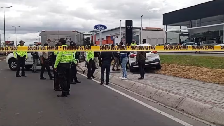 Detienen a dos sujetos por asesinato de subjefe de agentes penitenciarios en Latacunga