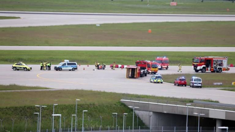 Activistas del clima obligan a cancelar decenas de vuelos en el aeropuerto de Múnich