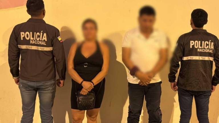 Cinco personas fueron aprehendidas por presuntamente extorsionar en Santo Domingo y Manabí