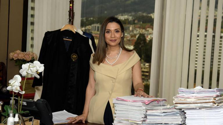 Mercedes Caicedo en su despacho en la Corte Nacional de Justicia.