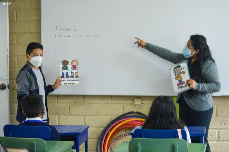 $!Los docentes del régimen Sierra - Amazonía seguirán laborando hasta julio.