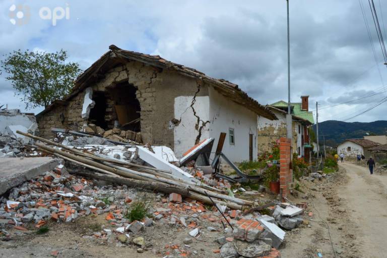 $!Emergencia en Nabón: casas destruidas por deliszamiento de tierra; Gobierno destina $ 7 millones