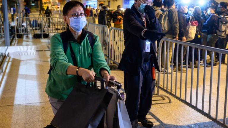 Hong Kong cierra su frontera por el coronavirus