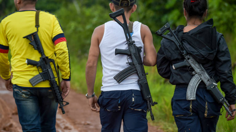 Dos indígenas muertos en enfrentamiento con disidencia de FARC en Colombia