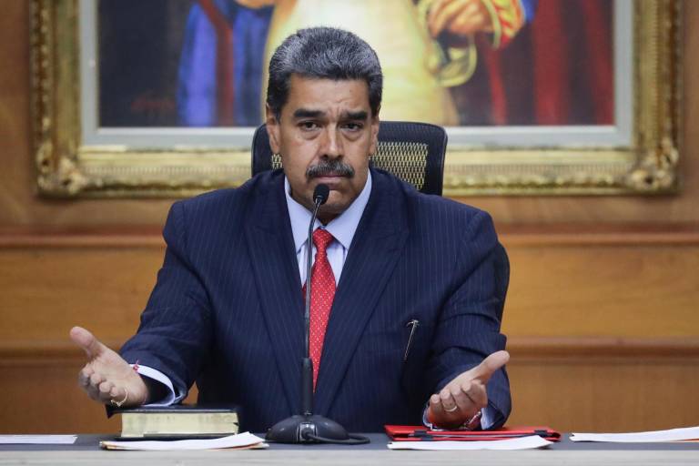 $!El presidente de Venezuela, Nicolás Maduro, habla durante una rueda de prensa este miércoles, en el Palacio de Miraflores en Caracas (Venezuela). EFE/ Ronald Peña R.