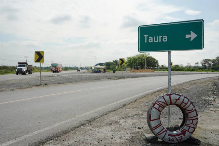 $!Ingreso a la parroquia rural de Taura, en la vía Tambo-Durán.