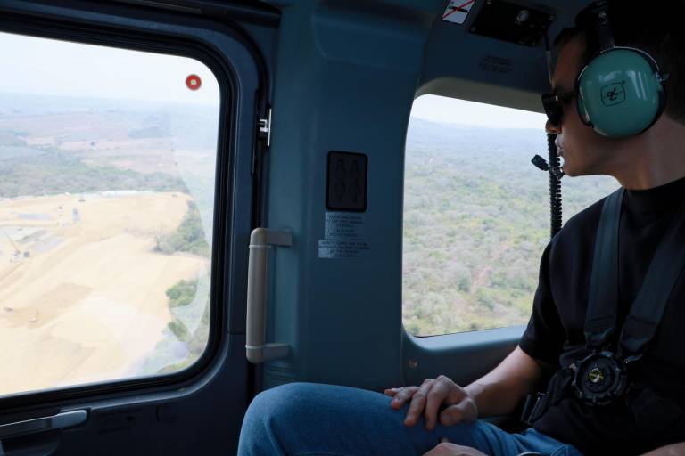 $!Fotografía del presidente Daniel Noboa sobrevolando el área de construcción, tomada a inicios de octubre de este año.