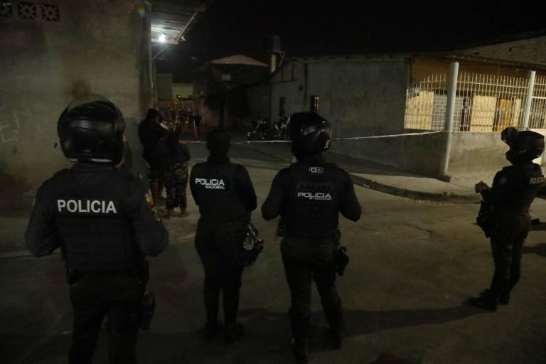 $!Al menos cuatro personas fueron asesinadas en Durán.