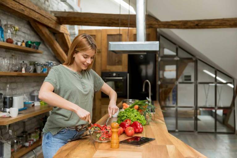 $!Mejorar la alimentación y bajar colesterol y triglicéridos también ayuda a combatir este síndrome