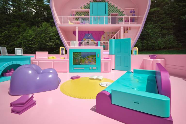 $!Ahora te puedes hospedar en la casa Polly Pocket tamaño real