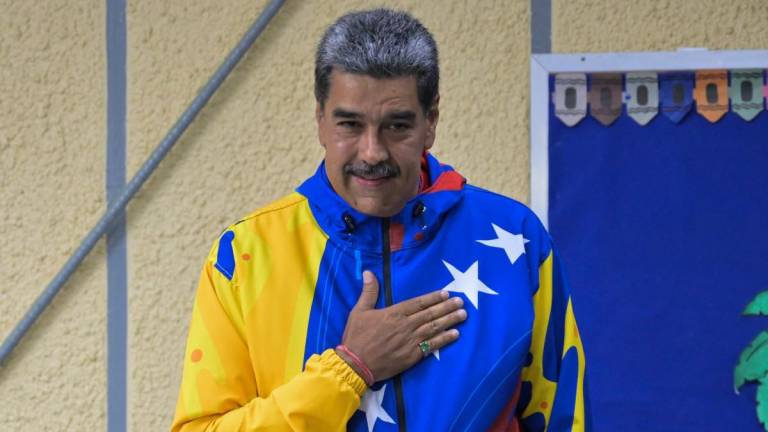 Maduro gana elecciones en Venezuela con el 51.20% de los votos, anuncia CNE