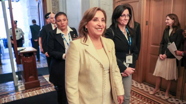 Foto de Dina Boluarte, presidenta de Perú, en una visita al Capitolio en Estados Unidos.