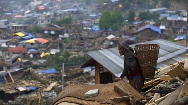 Unos 200 nepalíes y 80 extranjeros siguen desaparecidos tras el terremoto