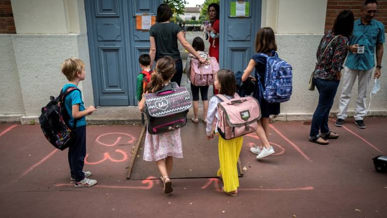 Descubren que los niños de entre 6 y 11 años transmiten poco la covid-19 en la escuela