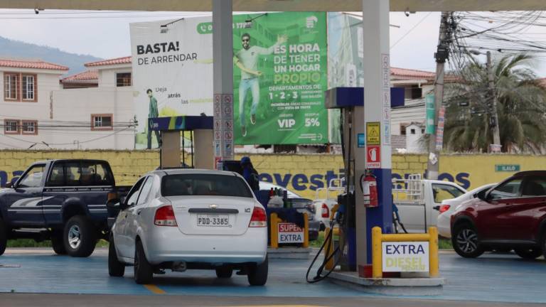 Plan de eliminación del subsidio a la gasolina Extra y Ecopaís. Fotos: API/ROLANDO ENRIQUEZ