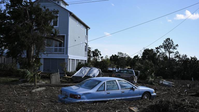 Huracán Helene deja al menos 33 muertos y causa inundaciones 'catastróficas' en Estados Unidos