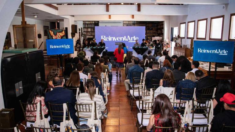 ETAFASHION lanza ReinventArte para celebrar el mes de las artes en Ecuador