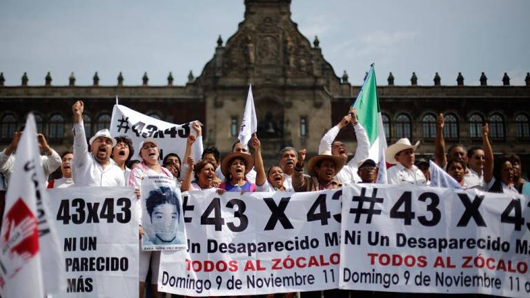 En México rechazan la violencia tras incidentes en sedes gubernamentales