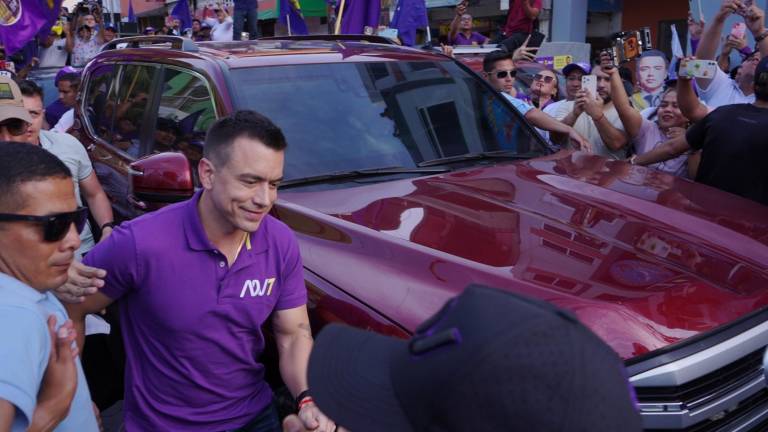 El candidato Daniel Noboa en una caravana de ADN. Foto: API