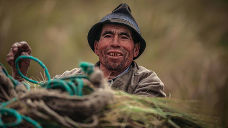 ¿Quién era Baltazar Ushca?: El fotógrafo Manolo Avilés recuerda los viajes que emprendió junto al último hielero del Chimborazo