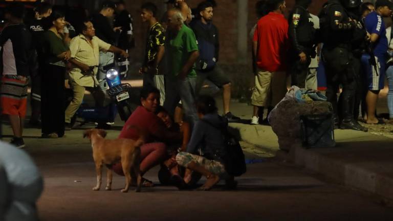 Matanza en Durán: al menos cuatro muertos tras balacera en los exteriores de una vivienda