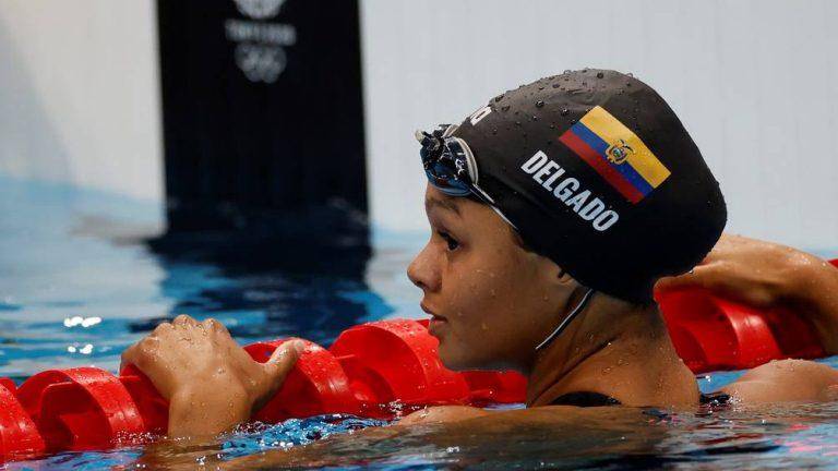 La nadadora ecuatoriana Anicka Delgado brilla en la prueba de 50 metros, pero no consigue clasificar a las semifinales en París 2024