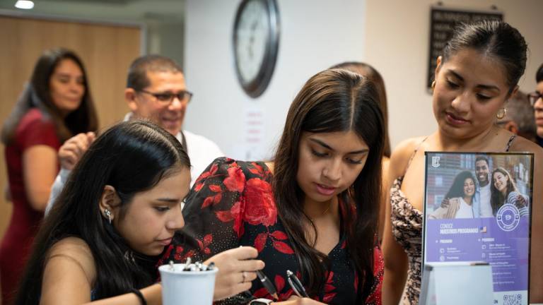 Continental University of Florida brindará 12 medias becas a ecuatorianos en conversatorio virtual