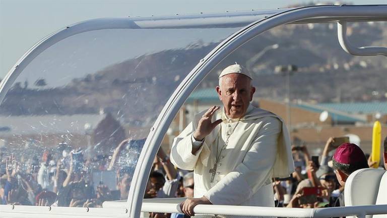El papa Francisco pide a gobernantes iniciativas para acabar con la guerra en Ucrania