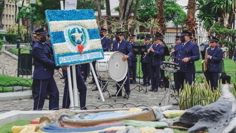 Agenda juliana: Desfiles, música y danza por la Fundación de Guayaquil