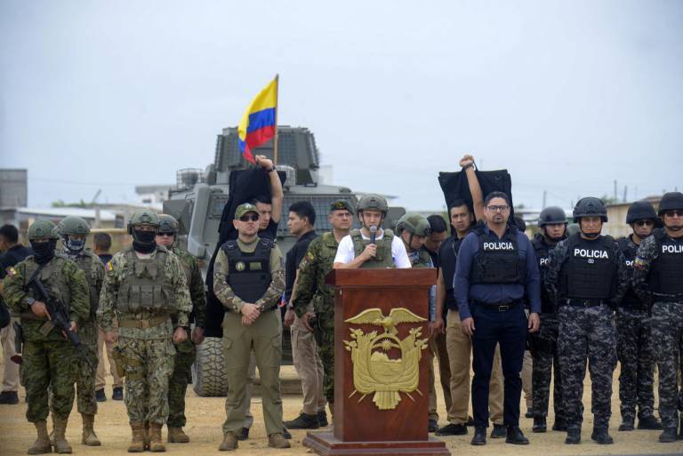 $!En enero de este año, Noboa decretó el el país un estado de conflicto armado interno en contra del crimen organizado, tras un espiral de violencia que tuvo como punto álgido la toma de un canal de televisión por parte de encapuchados.