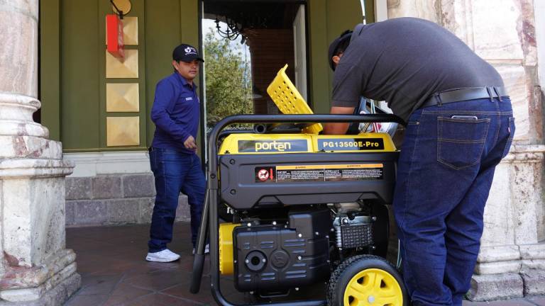 Crisis energética en Ecuador impacta al 96% de la productividad laboral