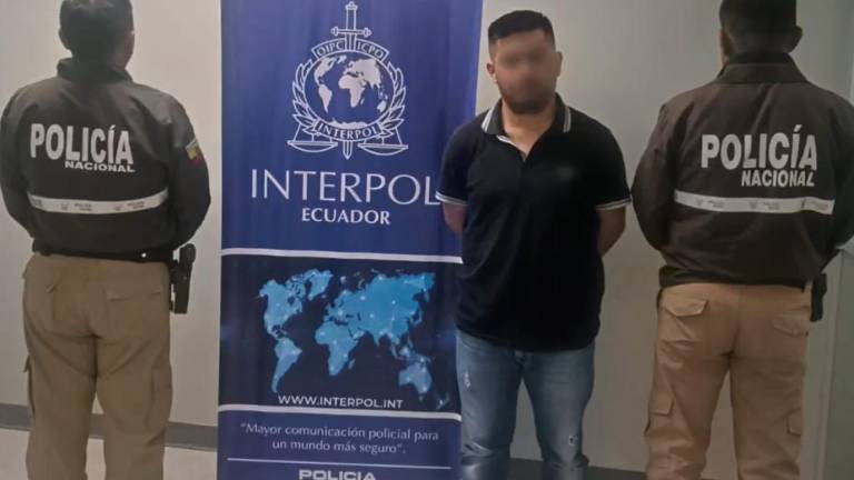 Capturan a dos prófugos ecuatorianos en Colombia con notificaciones rojas de INTERPOL