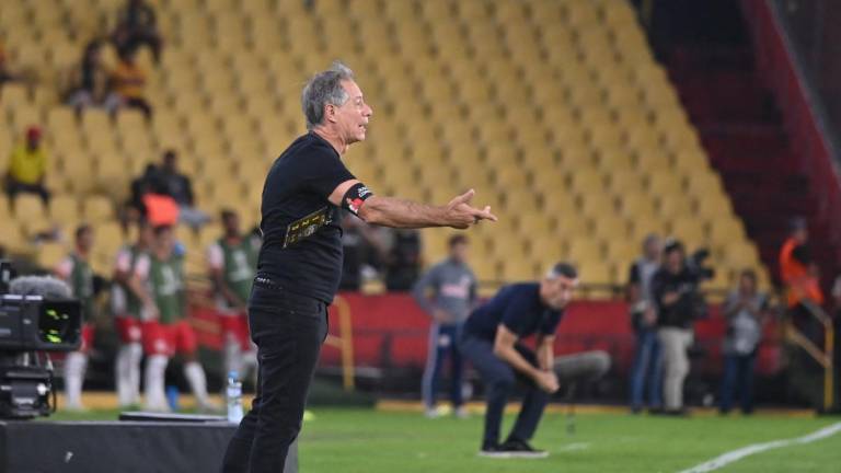 La reacción viral de Ariel Holan tras la derrota de Barcelona SC ante Deportivo Cuenca