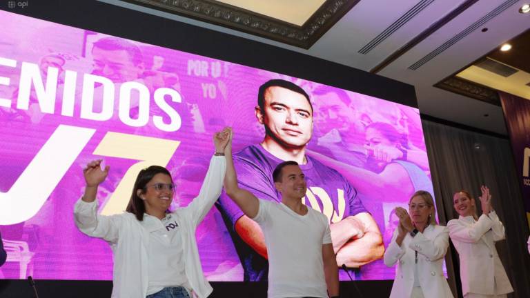 Daniel Noboa y María José Pinto en el lanzamiento de su candidatura.