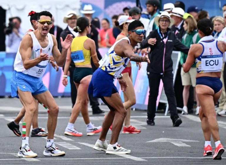 $!Relevo de Daniel Pintado y Glenda Morejón (Foto: AFP)