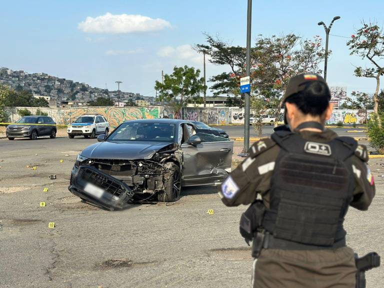 $!Carro marca Audi quedó totalmente destruido.