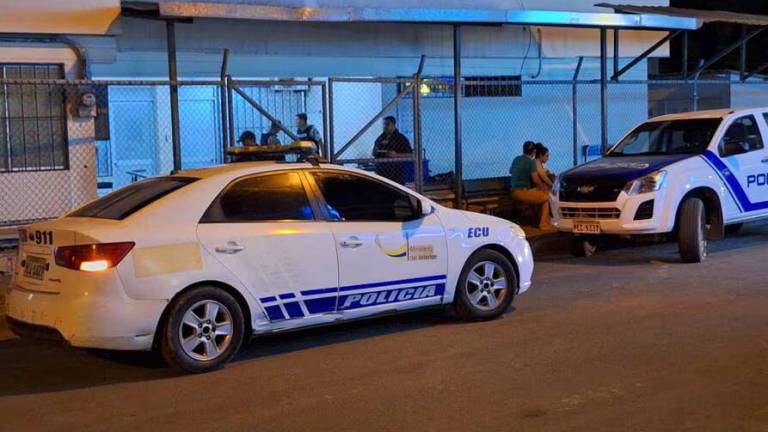 Ataque armado en cancha de Montecristi deja al menos dos muertos y ocho heridos