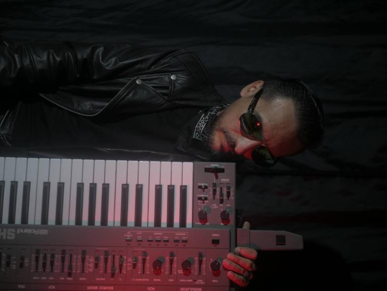 $!Alfredo Pazmiño fundó la primera banda de Synth Pop en Ecuador y como Midiman sigue creando como si estuviéramos en los 80.