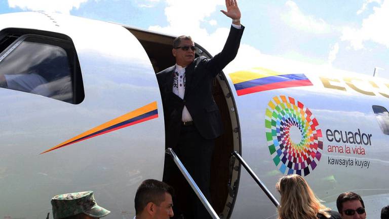 Presidente Correa viaja a Guatemala para investidura de Morales