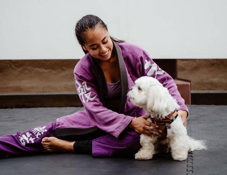 $!Ilona y lolo disfrutando de un entrenamiento de Jiu Jitsu en la calle Panamá.