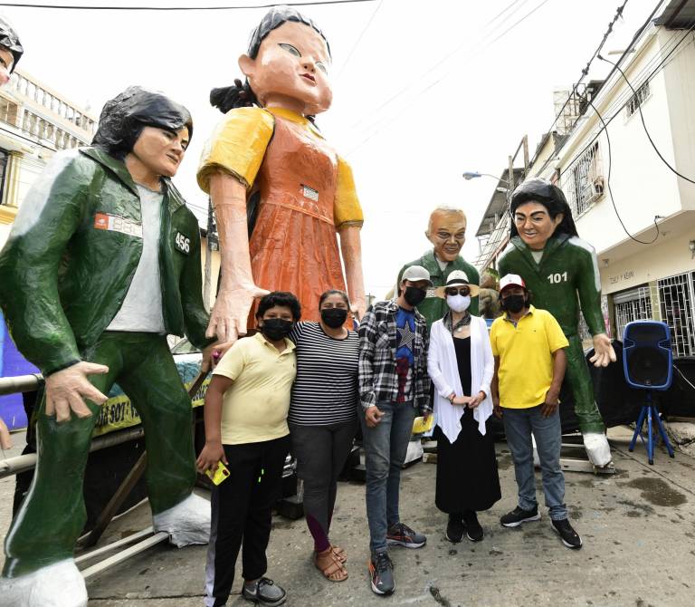 $!Desde el Juego del Calamar hasta Efraín Ruales, entre los Monigotes Gigantes de Guayaquil