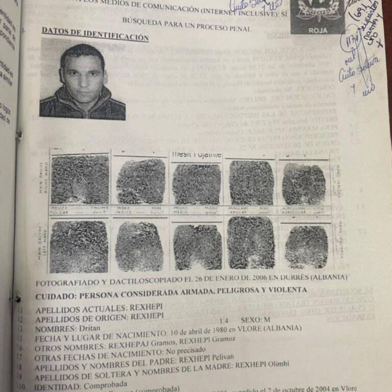 $!Las alertas de Albania, Italia y Bélgica sobre una serie de delitos que había cometido Rexhepi llegaron a Ecuador tras su captura, en 2014. Italia fue el primer país en pedir su extradición.​​​