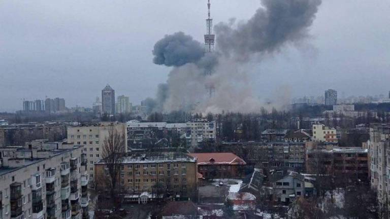 Cinco muertos en el bombardeo ruso a la torre de televisión de Kiev