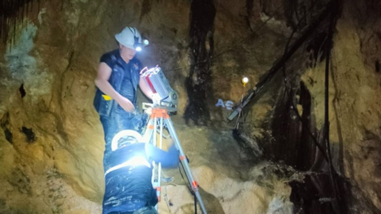 Cámara de Minería de Ecuador pide análisis técnico ante eliminación del subsidio: 'No hay tarifa eléctrica minera'