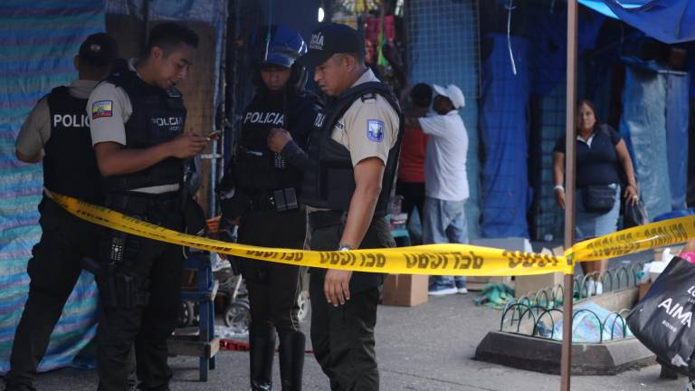 Guayaquil: Ataque armado en el mercado Cuatro Manzanas deja dos muertos y un adolescente herido