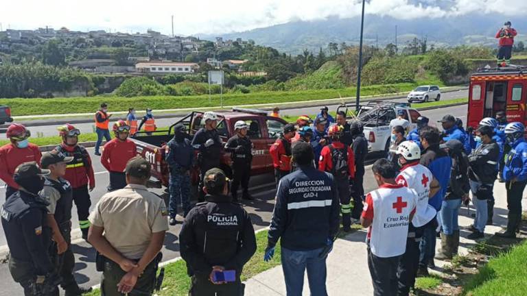 Sigue la búsqueda de un niño arrastrado por un aluvión en Ibarra