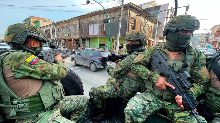 Asamblea aprueba reforma que permite apoyo de los militares en la lucha contra la inseguridad