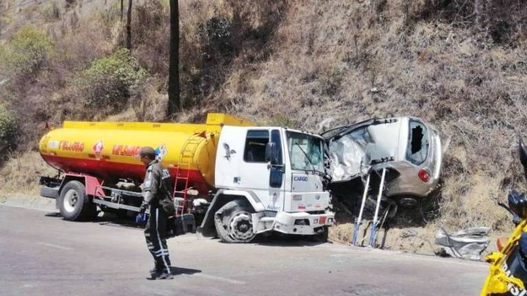 Chofer involucrado en accidente tiene 50 contravenciones